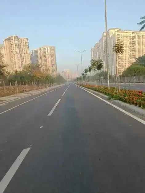 Golf Course Road