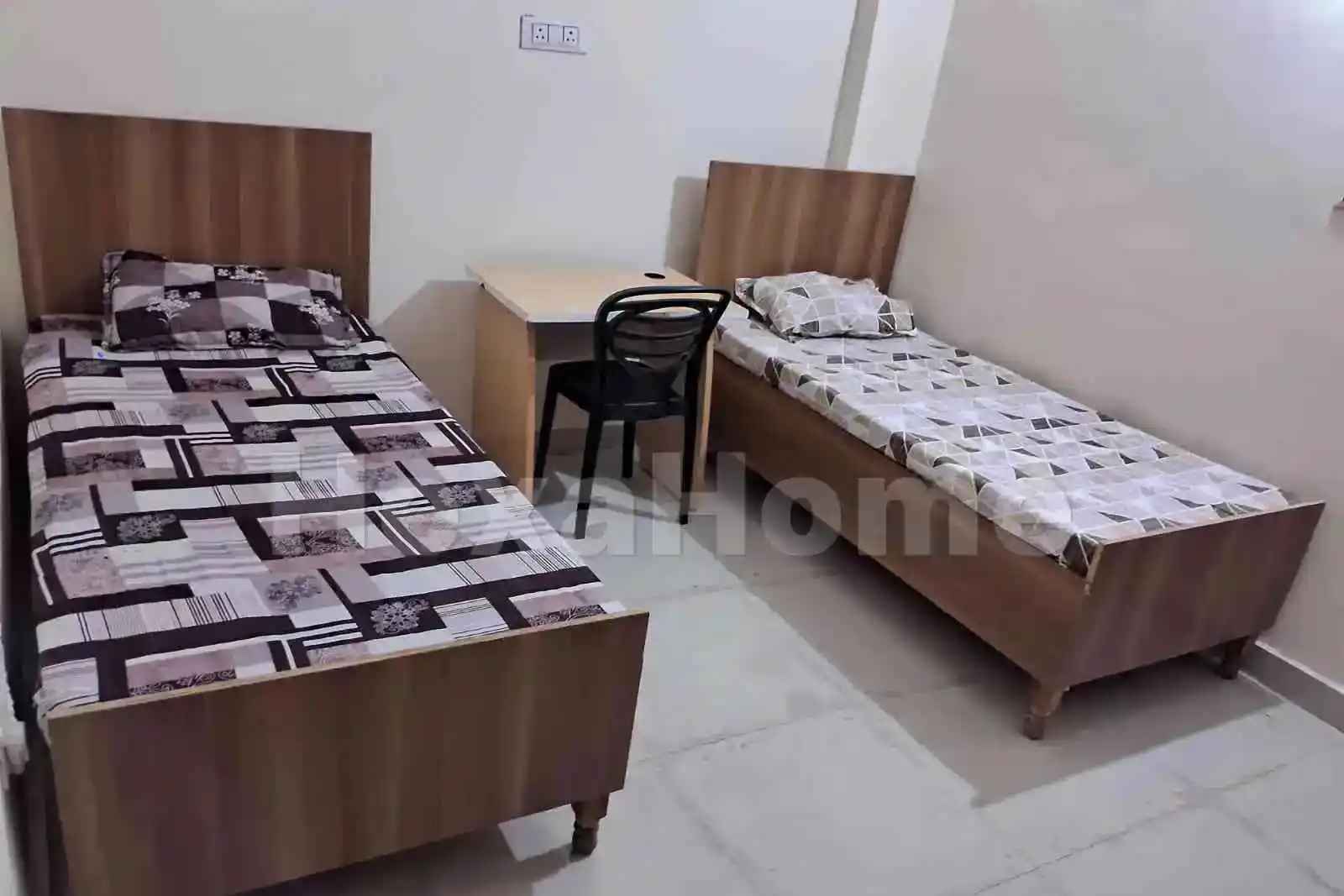 PGs in Sector 128 Noida