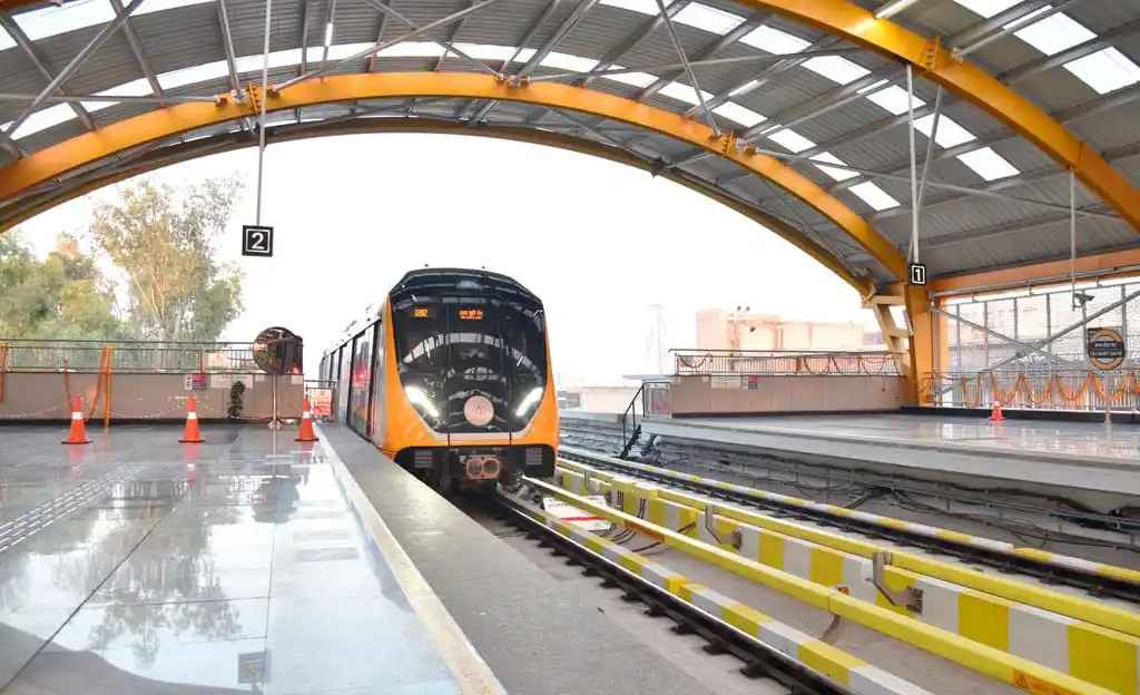 agra metro