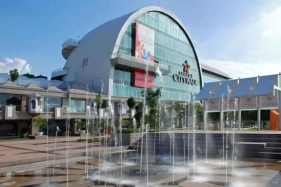 Commercial Hub