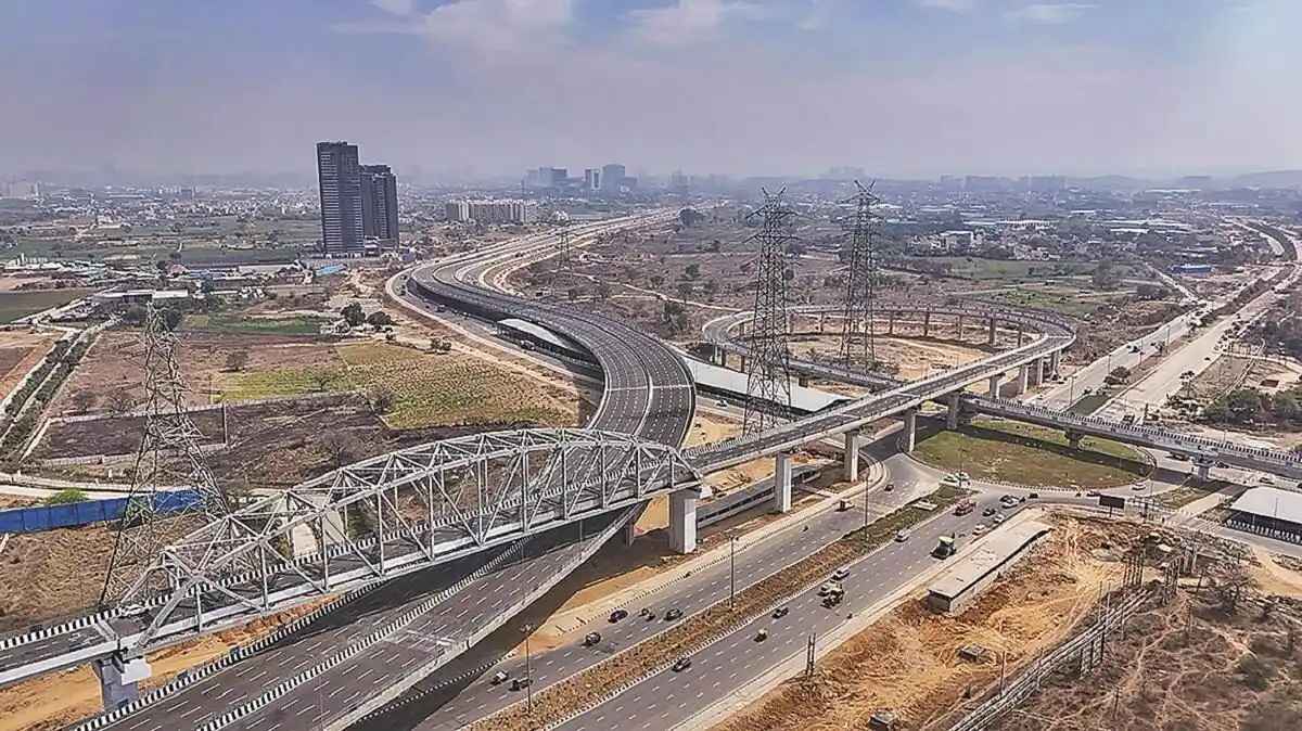 dwarka expressway growth