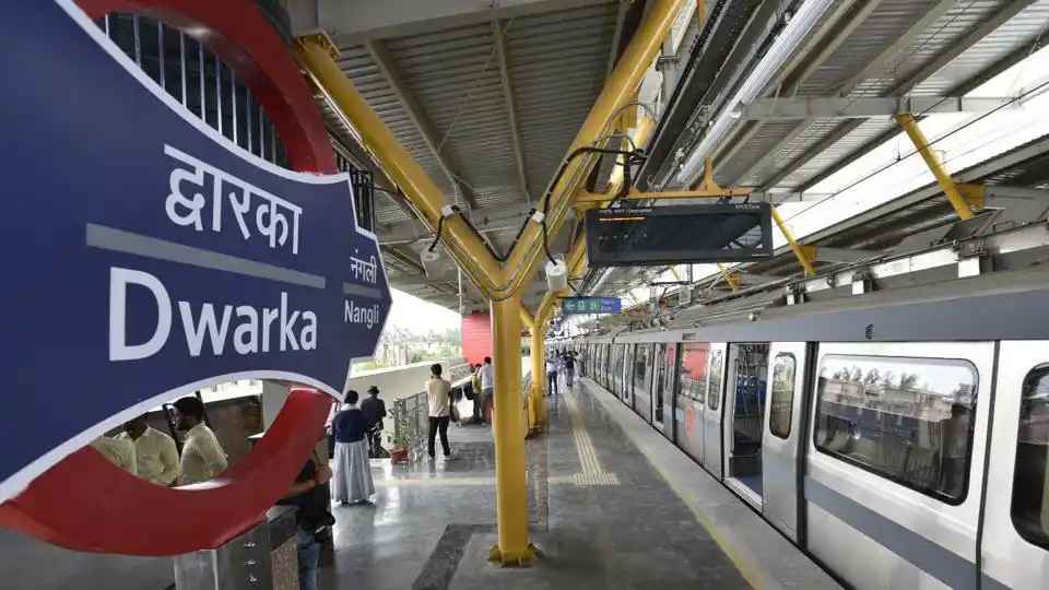 Dwarka Mor Metro Station Guide: Location, Facilities & Tips
