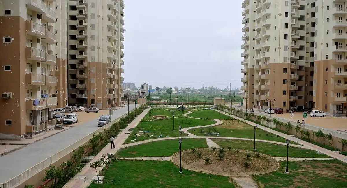 Express Garden Apartments in Ghaziabad