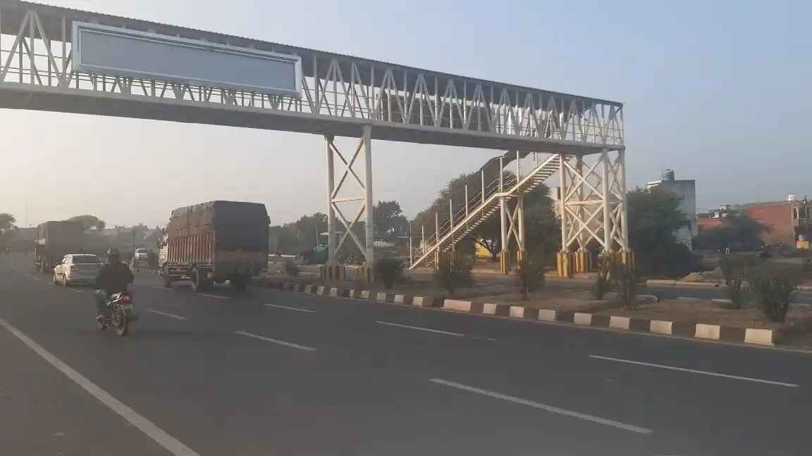 Noida FOB Nearby Attractions