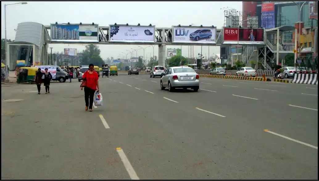 Noida FOB Nearby Attractions