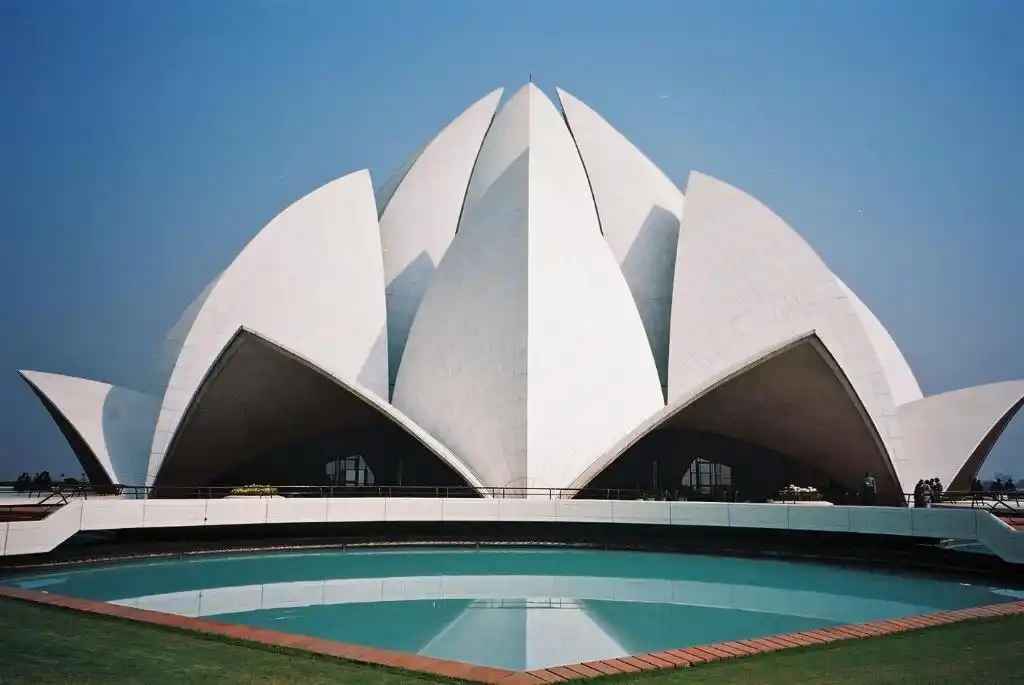 Greater Kailash, New Delhi: Sophisticated Living Hub!