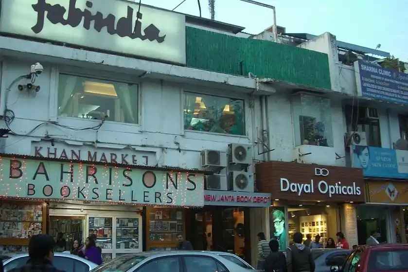 Local Markets and Food Options