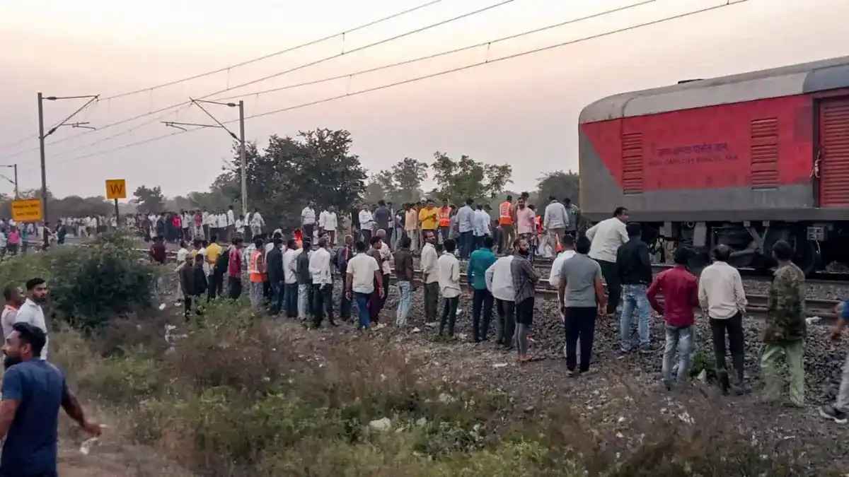 Jalgaon Train Accident