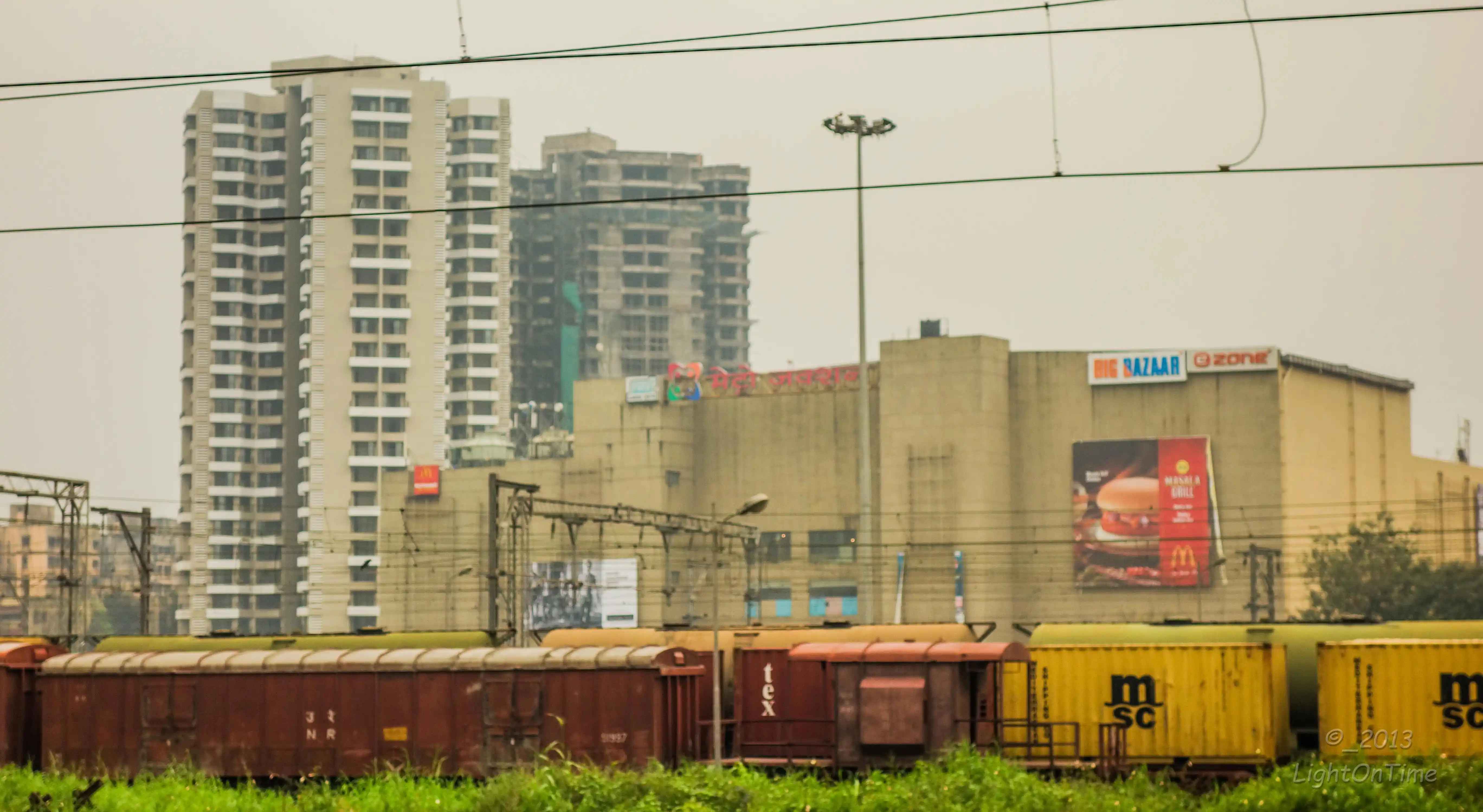 Kalyan East Locality View