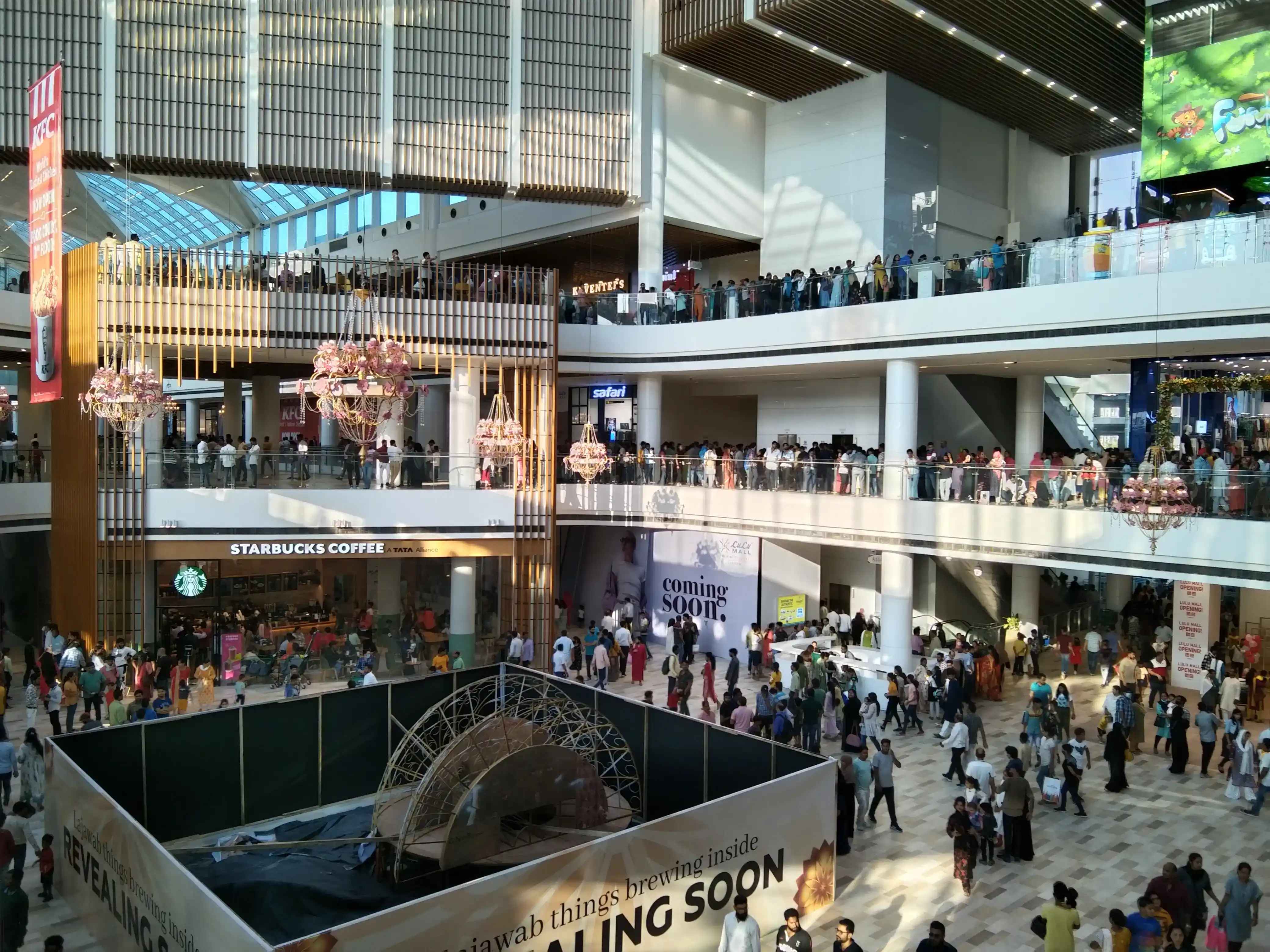 Lulu Mall, Lucknow