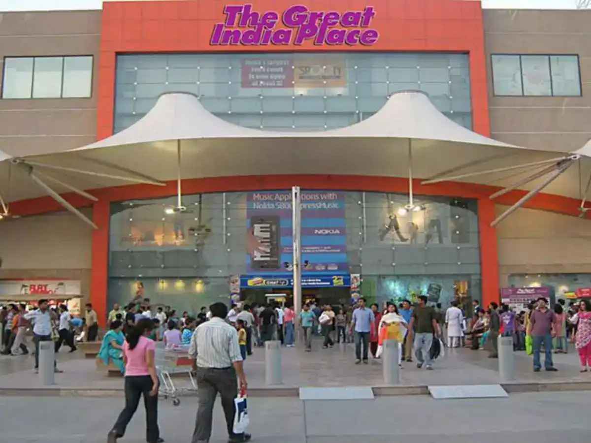 Shopping Malls