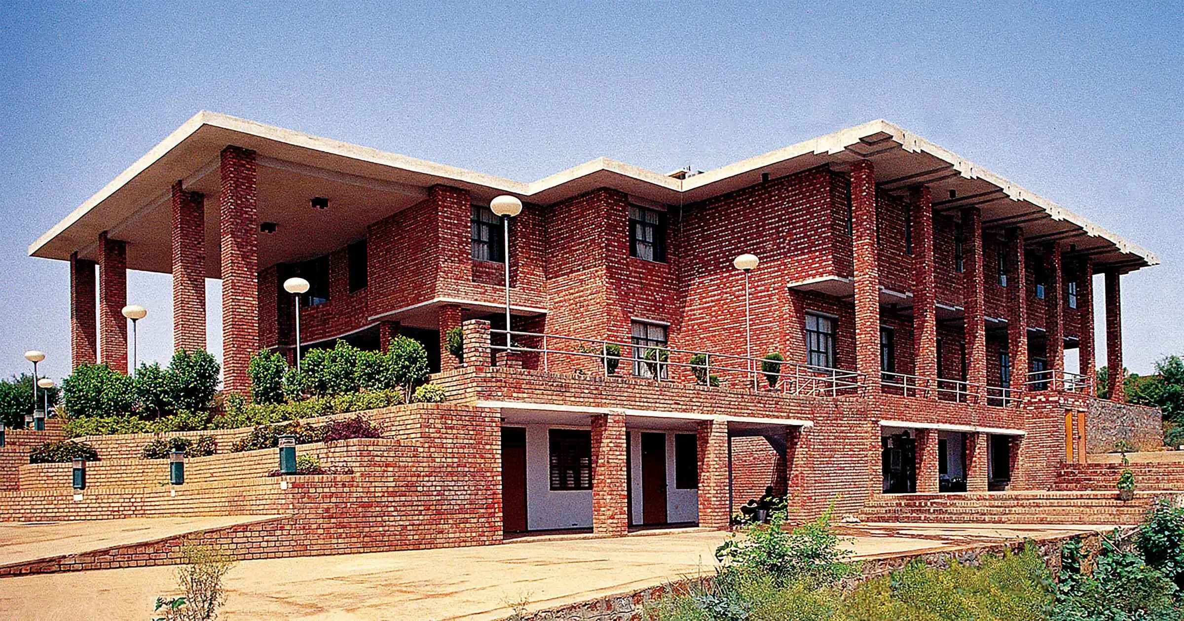 old-jnu