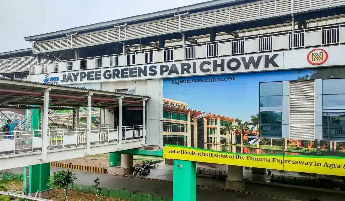 Complete Guide to Pari Chowk Metro Station in Noida