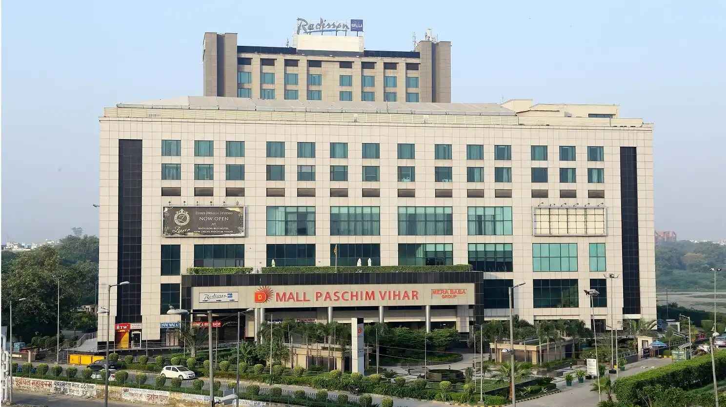 Shopping in Paschim Vihar