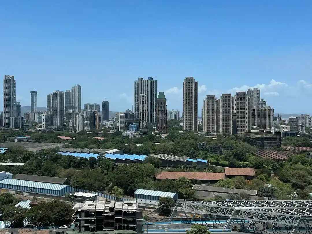 Peninsula Corporate Park Amenities