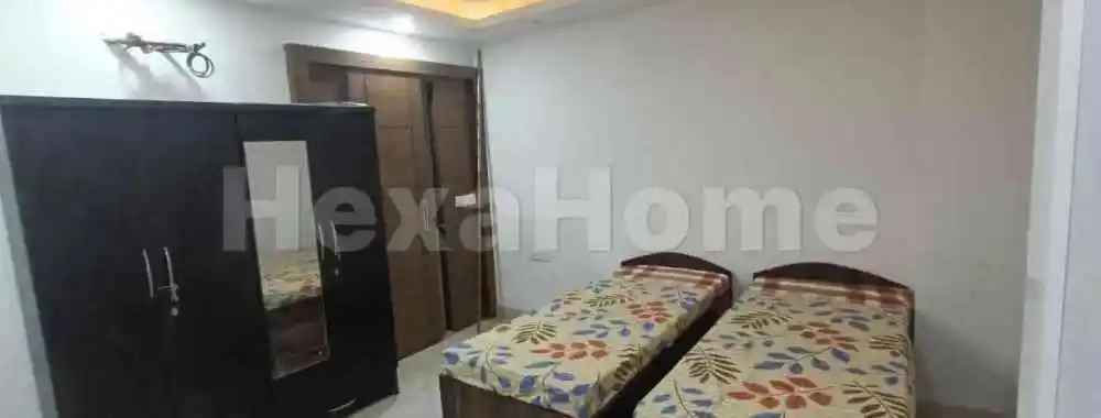 Working Women Girls PG