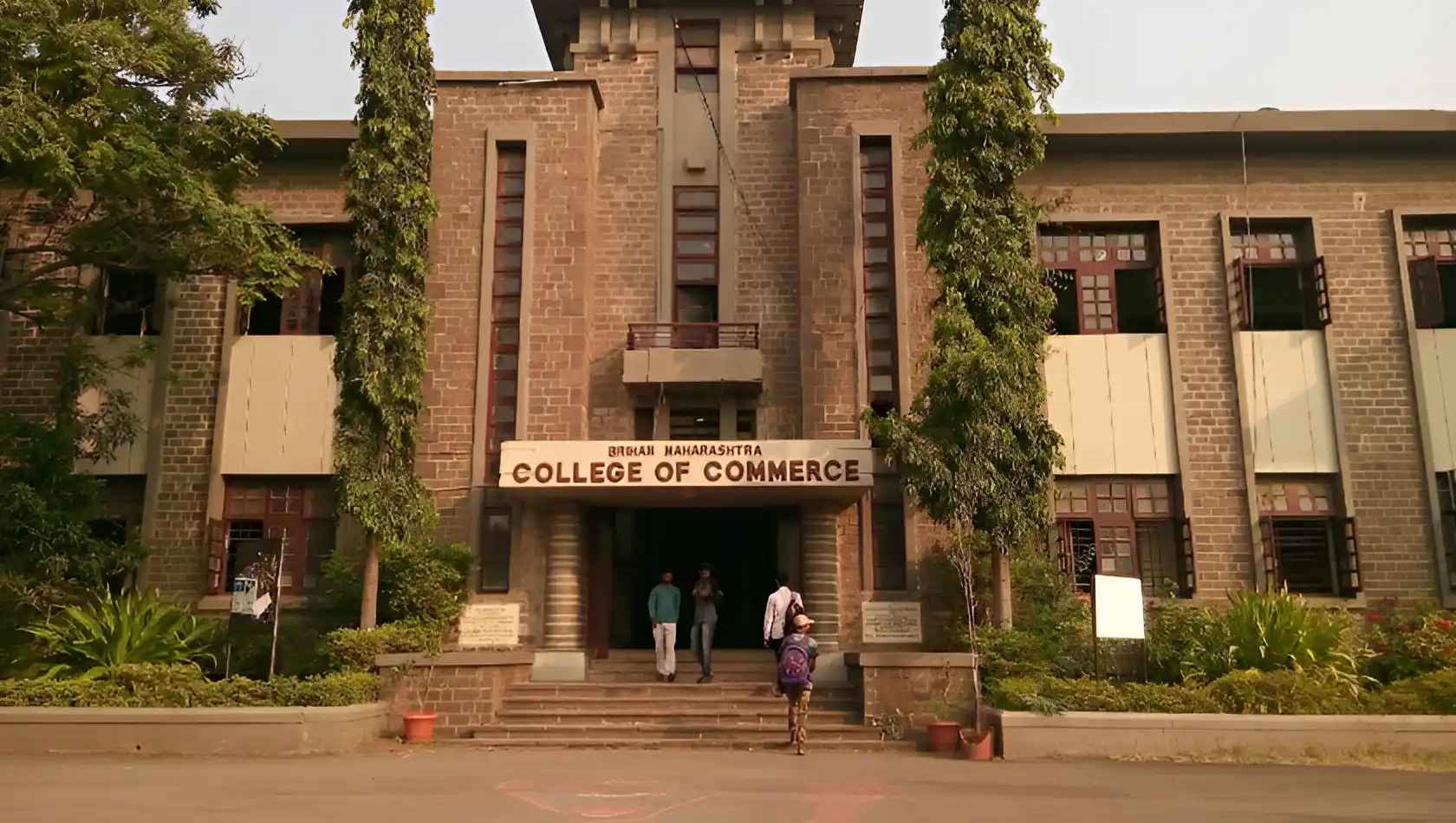 Brihan Maharashtra College of Commerce (BMCC)