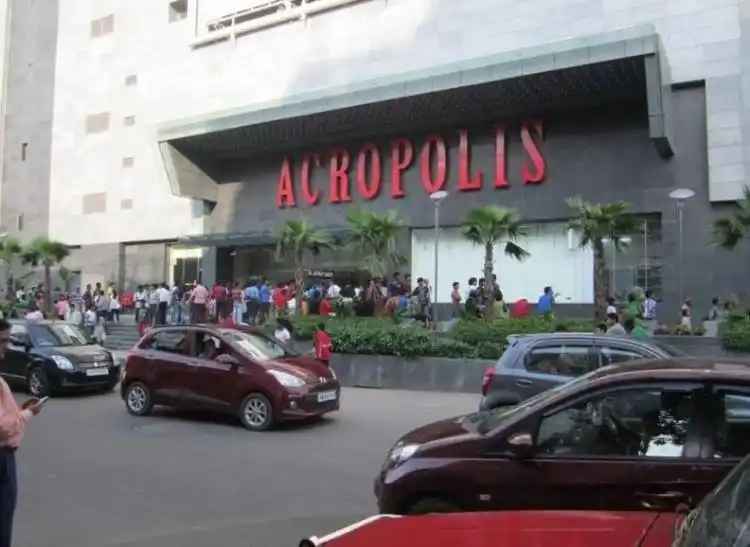 Shopping Malls