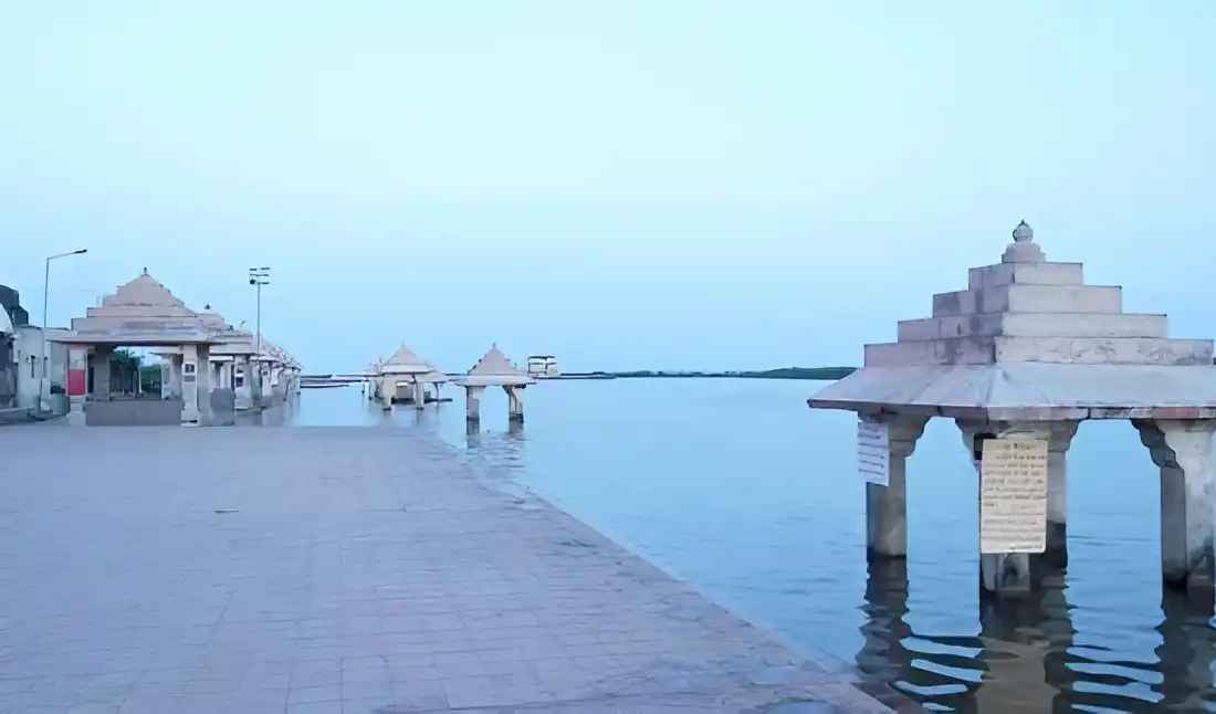 Nearby Attractions to Somnath Temple