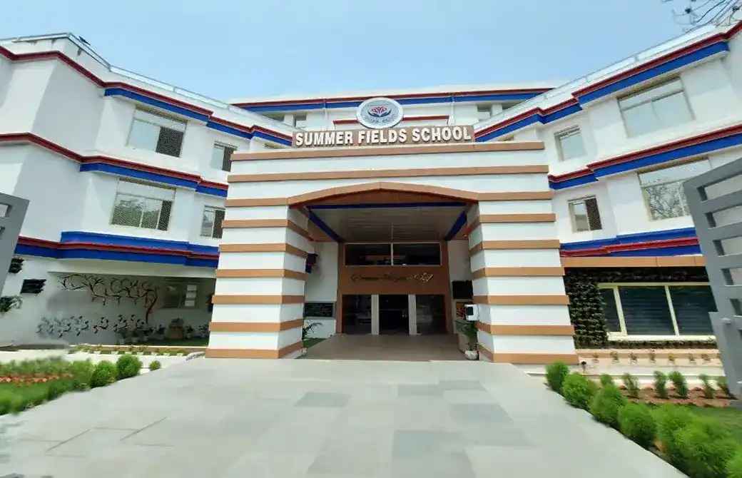 poorna-pragna-layout-bangalore