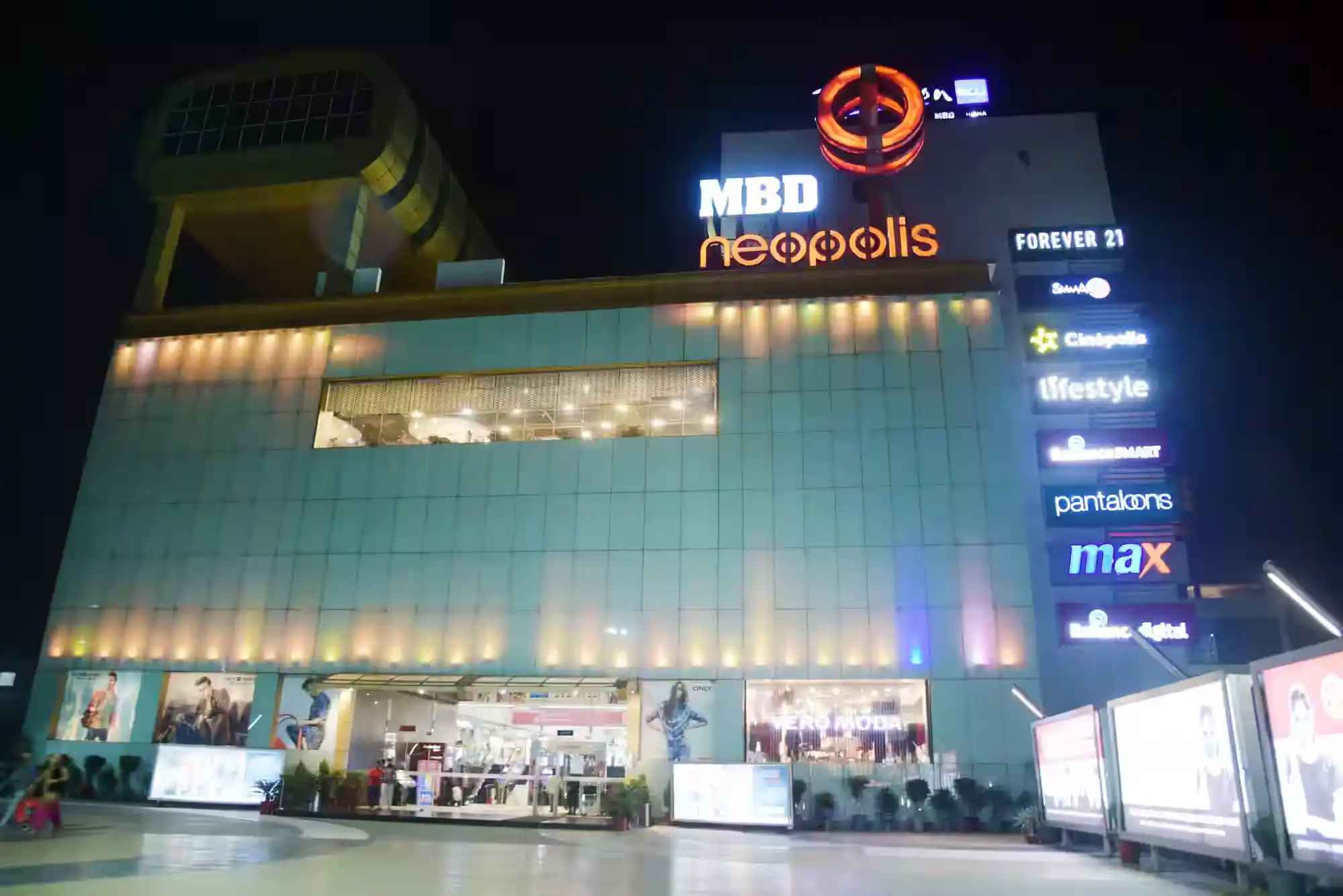 Shopping Malls