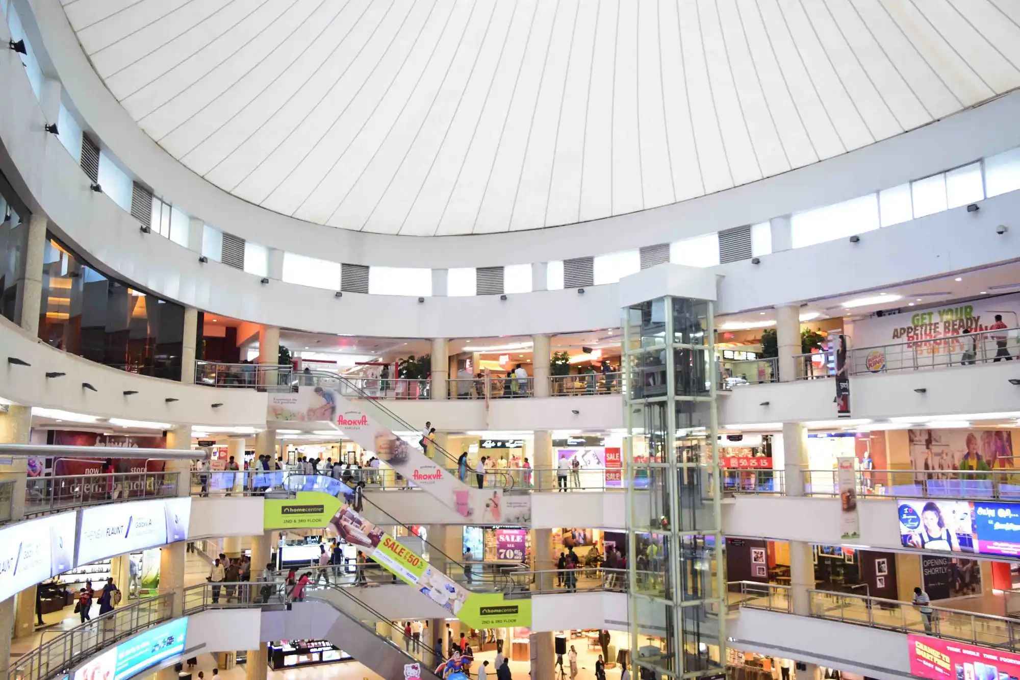 the-marina-mall-chennai
