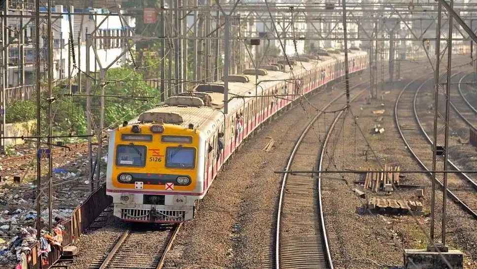 Vashi Railway Station