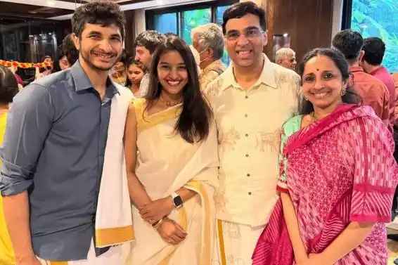 Watch: Anand, Gukesh, Praggnanandhaa & Vidit Dance in Viral Videos