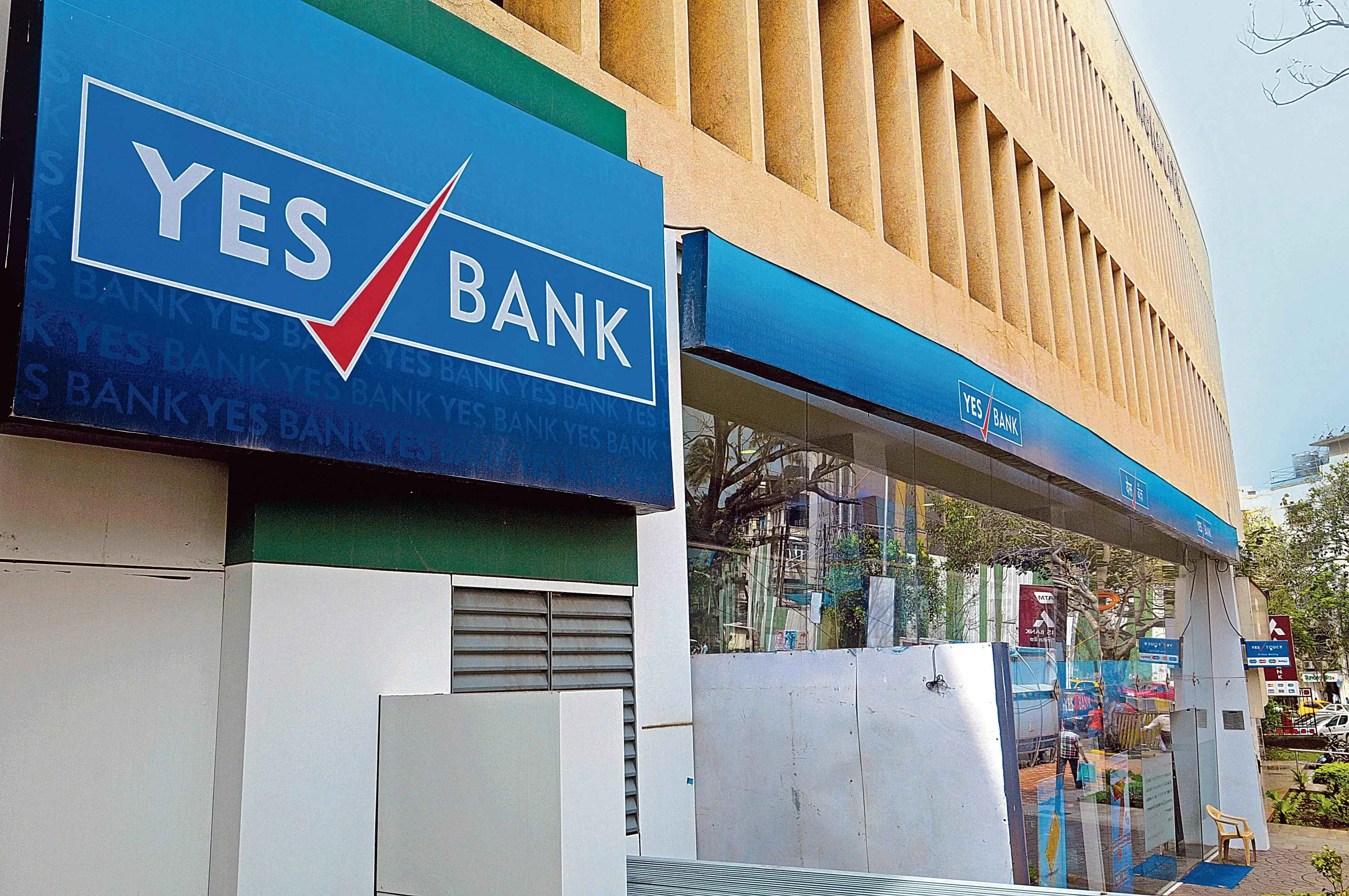 Yes Bank Net Banking Dashboard