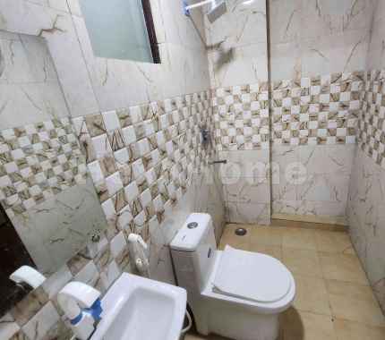 Bathroom Bathroom