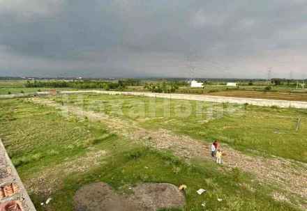 Residential carousel-/media/plot-residential/29-jul-2025/plot-photo-30phhsnw.webp?label=others&cover=false