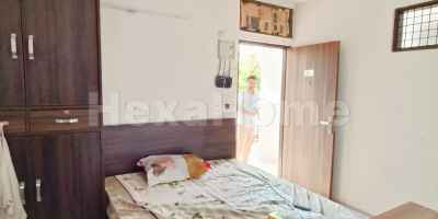 Sonu is sharing a room in 1BHK Flat Sonu is sharing a room in 1BHK Flat