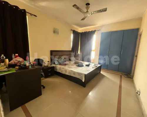 Gaurav is sharing a room in 4BHK Flat carousel