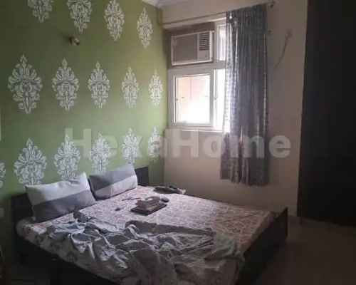 Taniya  is sharing a room in 1BHK Flat carousel