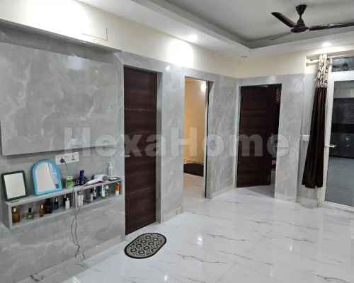 J is sharing a room in 2BHK Flat carousel