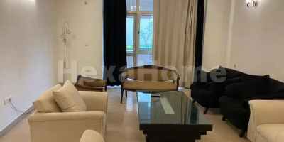 Barkha is sharing a room in 4BHK Flat Barkha is sharing a room in 4BHK Flat