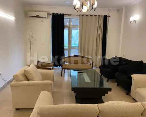 Barkha is sharing a room in 4BHK Flat carousel