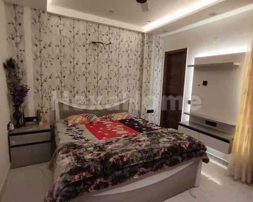 Jatinder is sharing a room in 3BHK Flat carousel