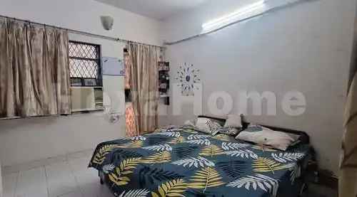 Såløñì is sharing a room in 1BHK Flat carousel