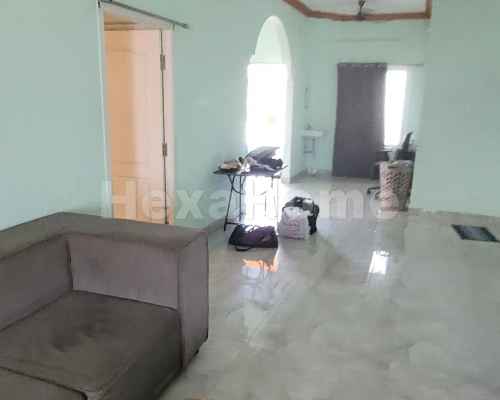 Akash  is sharing a room in 4BHK Flat carousel
