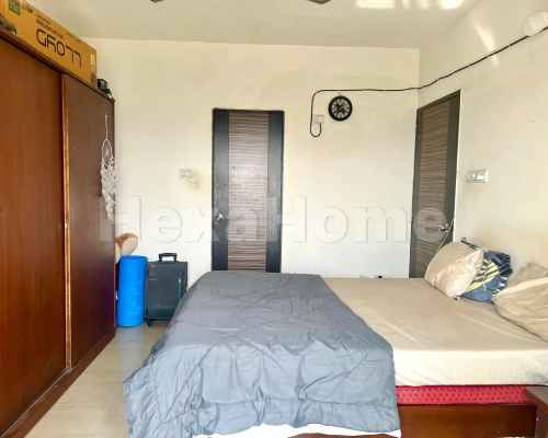 Rohan is sharing a room in 2BHK Flat carousel