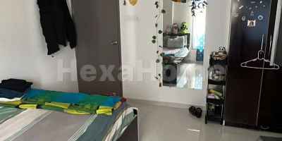 Nancy is sharing a room in 2BHK Flat Nancy is sharing a room in 2BHK Flat