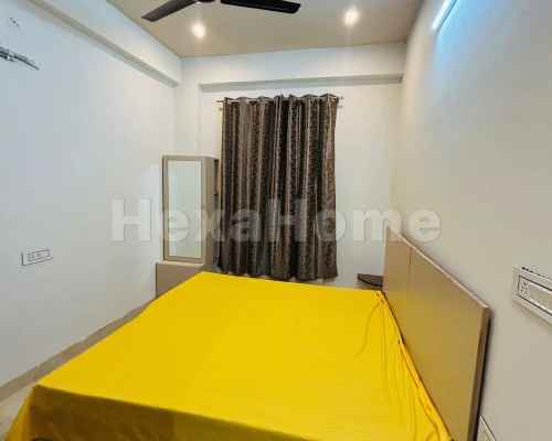 Surya Pratap is sharing a room in 3BHK Flat carousel