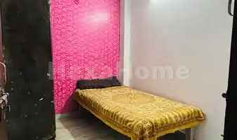 Shoyel is sharing a room in 3BHK Flat Shoyel is sharing a room in 3BHK Flat