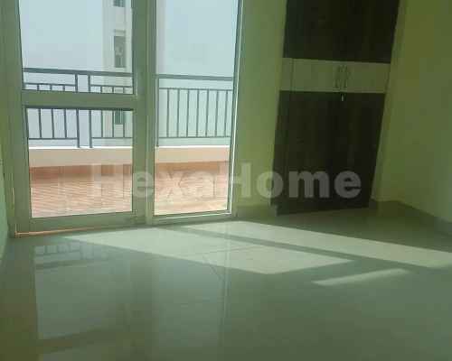 Amisha is sharing a room in 2BHK Flat carousel