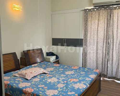 Sourabh  is sharing a room in 3BHK Flat carousel