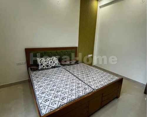 Neha is sharing a room in 1BHK Flat carousel