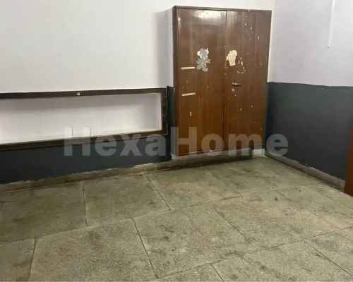 Kuldeep is sharing a room in 2BHK Flat carousel