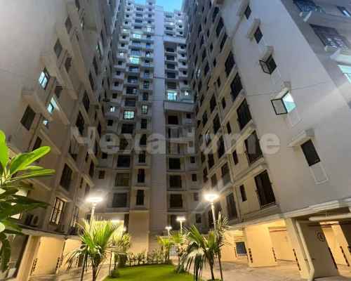 Bilal is sharing a room in 2BHK Flat carousel