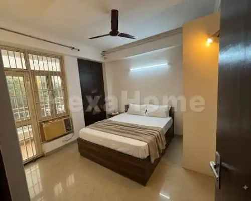 Afreen is sharing a room in 4BHK Flat Afreen is sharing a room in 4BHK Flat